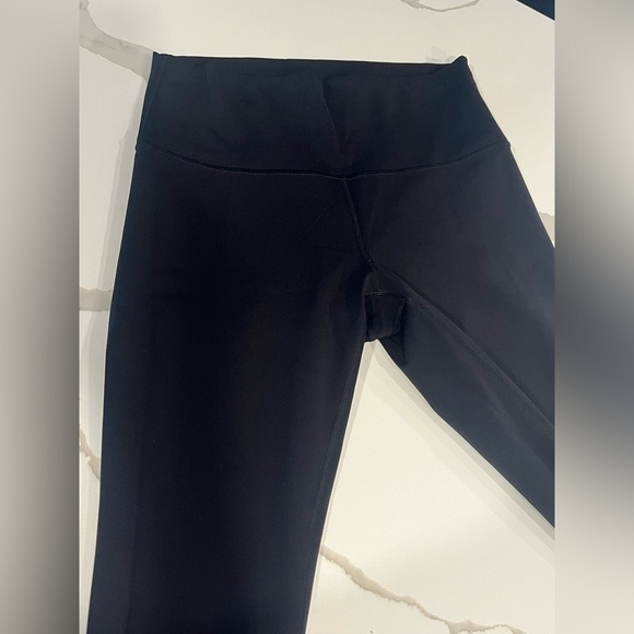Lululemon Wunder Under Leggings - Picture 9 of 9